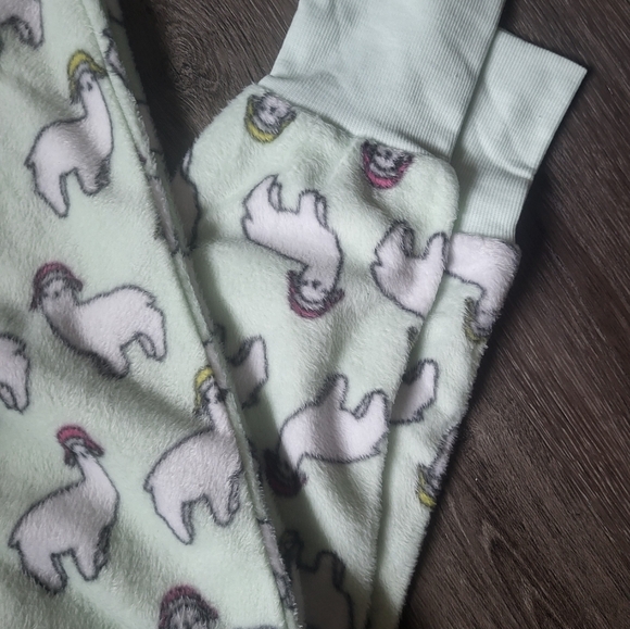 NWT Modcloth Fleece Llama PJs - Picture 6 of 6